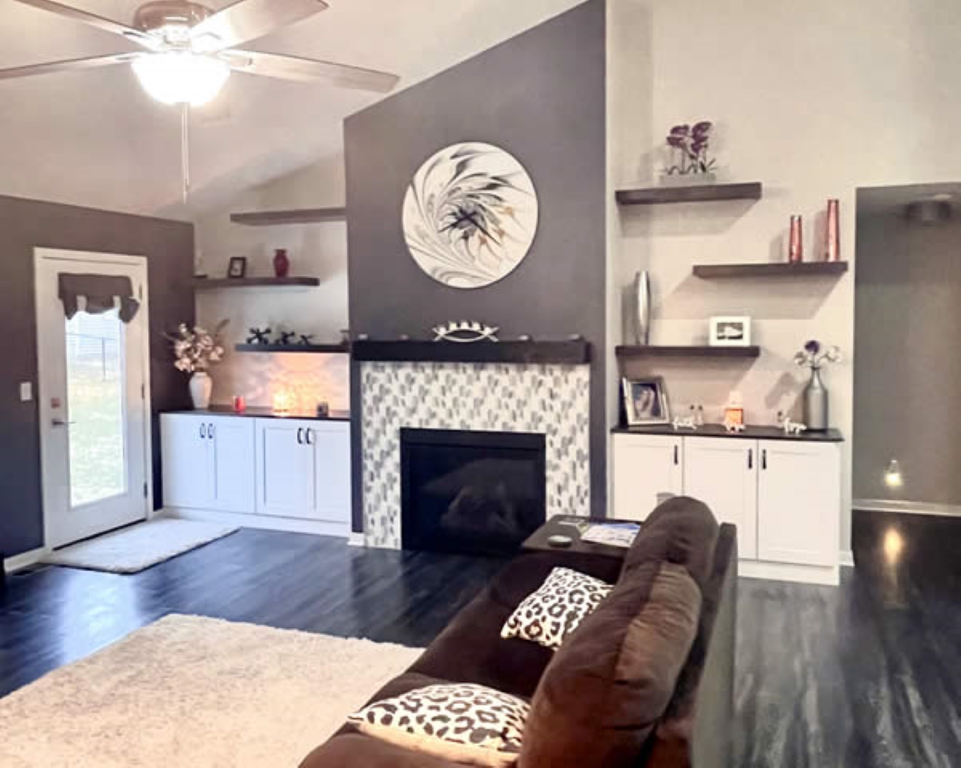 fireplace surround in Racine, fireplace surrounds in Racine, Racine fireplace surround