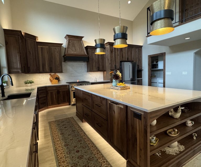 kitchen cabinets in Racine, custom cabinetry Racine, Wisconsin handcrafted cabinets