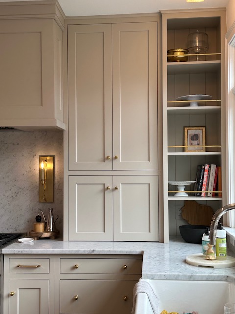 the best kitchen cabinet refacing in Antioch Antioch kitchen cabinet refacing, cabinet refacing Antioch WI, Wisconsin handcrafted cabinets